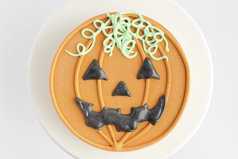 かぼちゃのおばけケーキ〜チョコレートムースケーキ